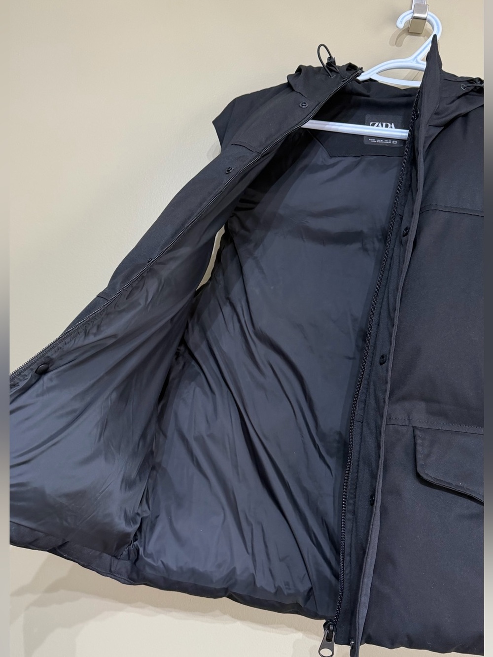 Zara Hooded Puffer Vest - Picture 5 of 11
